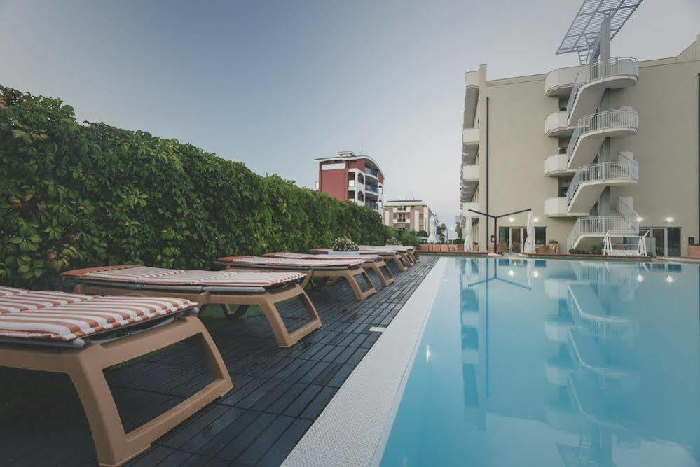 Hotel Principe Residence Vasto Buitenkant foto