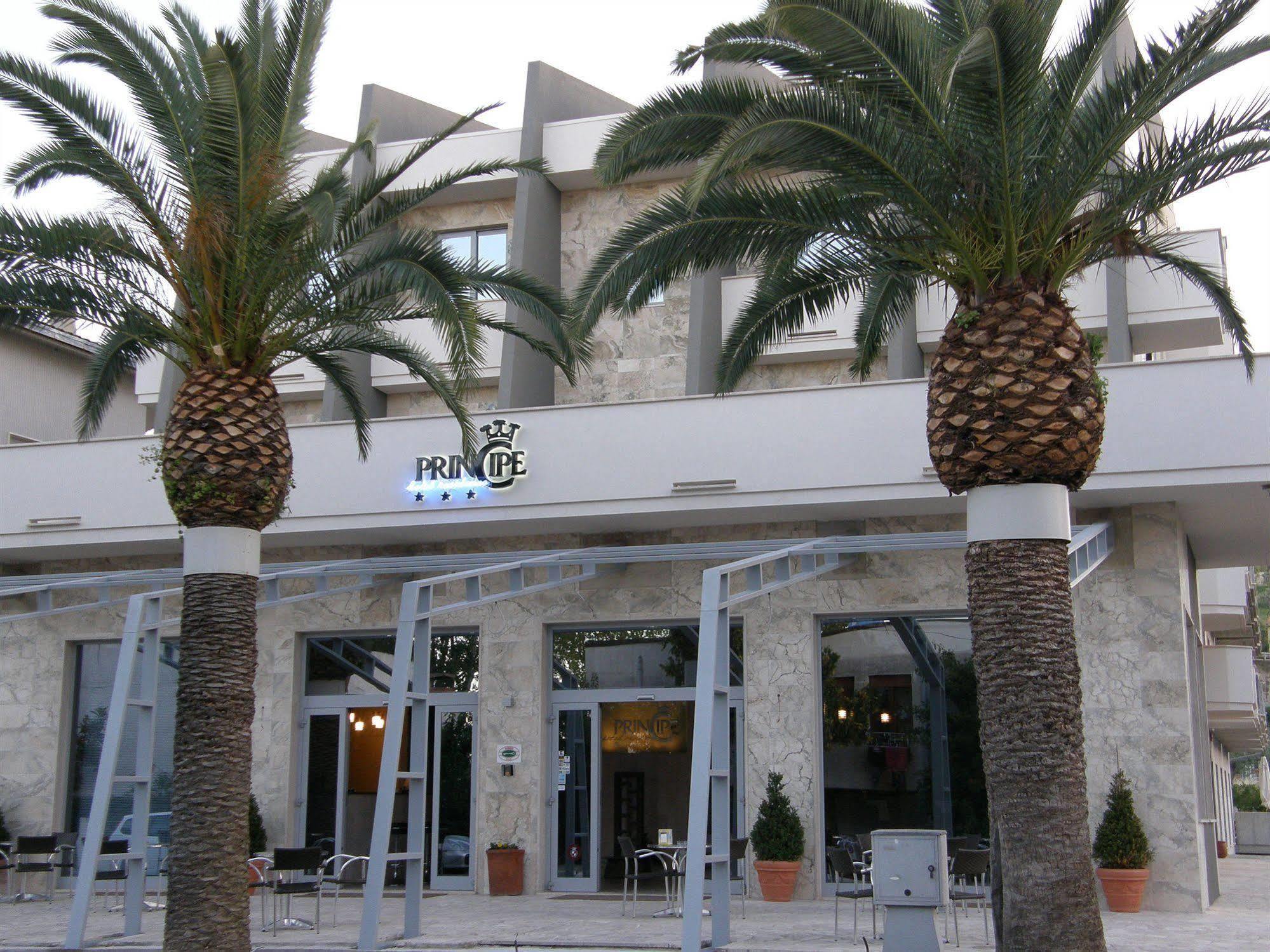 Hotel Principe Residence Vasto Buitenkant foto